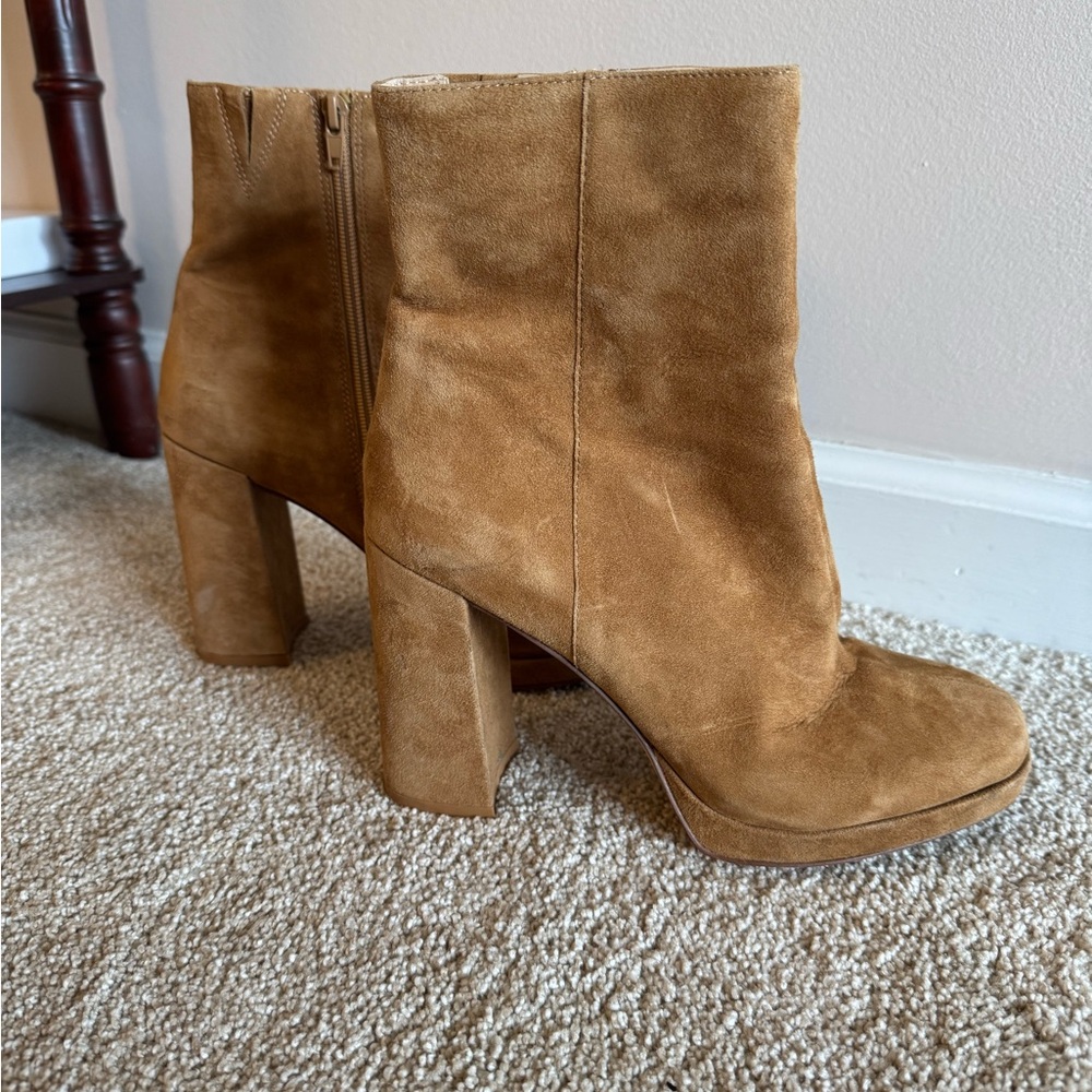 Steve Madden Camel Suede Heeled Boots